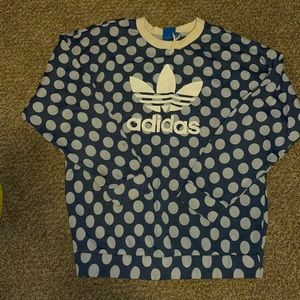 Addis’s polka dot crew neck